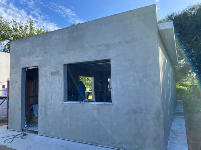 Foto de una casa construida en steel por DR construcciones en seco