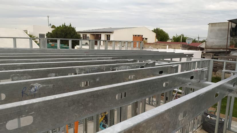 Foto de una casa construida en steel por DR construcciones en seco